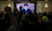 Nasrallah bei einer TV-Ansprache. (© picture alliance / ASSOCIATED PRESS / Bilal Hussein)