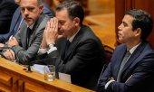 Luís Montenegro lors du vote au Parlement, le 12 mars. (© picture alliance / ASSOCIATED PRESS / Armando Franca)