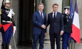 Magyar (left) and Macron in Paris on 3 June. (© picture alliance / Xinhua News Agency / Henri Szwarc)
