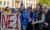 82.5 percent of Iceland's 270,000 electorate cast their votes on Saturday. (© picture alliance / AP Photo/Marco Di Marco)