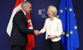 Canadian Prime Minister Mark Carney and European Commission President Ursula von der Leyen at the European Parliament in Strasbourg. (© picture alliance / ZUMAPRESS.com / Justin Tang)