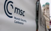 Representatives from politics, the military, business, science and civil society hold talks on security-related issues at the MSC. (© picture alliance/dpa / Matthias Balk)