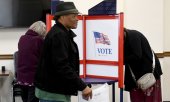 Early voting in Wisconsin: voting starts before 3 November in many US states. (© picture alliance / ZUMAPRESS.com / Mark Hertzberg)
