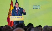 Le Premier ministre, Pedro Sánchez, le 13 janvier, lors d'un forum sur la question du logement, à Madrid.   (© picture alliance/ZUMAPRESS.com/Guillermo Gutierrez Carrascal)