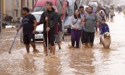 Une rue inondée à Valence, le 30 octobre. (© picture alliance / Associated Press / Alberto Saiz)