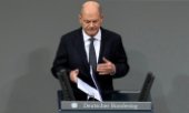 A la fin de la session parlementaire, le chancelier Scholz a prié le président Frank-Walter Steinmeier de procéder à la dissolution officielle du Bundestag. (© picture alliance / ASSOCIATED PRESS / Markus Schreiber)