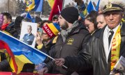 Georgescu supporters demonstrate in Bucharest on 22 February. (© picture-alliance/dpa)