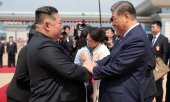 Kim Jong-un (left) and Xi Jinping in Pyongyang on 9 June 2026. (© picture alliance / KCNA via KNS via AP / Uncredited)