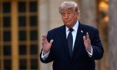 President Trump was invited to Versailles Palace by French President Emmanuel Macron after the G7 summit in Évian. (© picture alliance / MAXPPP Julien Mattia / Le Pictorium)