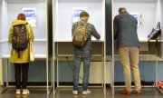 В Нидерландах евровыборы состоялись уже в четверг. На фото - избирательный участок в Амстердаме. (© picture-alliance/Anadolu/Абдулла Асиран)