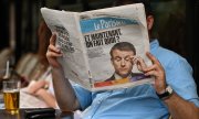 И что теперь делать будем? - вопрошает передовица в Le Parisien. (© picture-alliance/NurPhoto/Артур Видак)