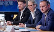 René Aust (left), head of the AfD delegation in the EU Parliament, is set to become leader of the new group. (© picture alliance / SZ Photo / Jürgen Heinrich)