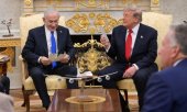 Netanyahu and Trump at the White House on 28 July. The 15-point plan was presented by the Board of Peace at the end of July. (© picture alliance / Anadolu / Ma’ayan Toaf (GPO)/Handout)