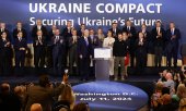 Групповой снимок в рамках конференции по поддержке Украины на полях саммита НАТО в Вашингтоне. (© picture-alliance/dpa)