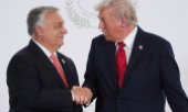 Trump and Orbán at their last meeting in Egypt. (© picture alliance / ASSOCIATED PRESS Evan Vucci)